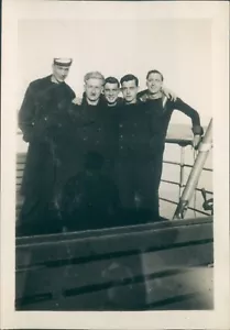 Photo Royal Navy Servicemen on Ferry Shore leave - Picture 1 of 4