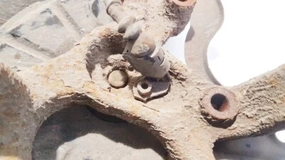 Volkswagen Golf 2004 ABS Sensor (ABS Wheel Speed Sensor) Rear Left #1618956-17 - Image 1 of 4