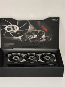 AMD Radeon RX 6800 16GB GDDR6 Graphics / Video Card (Reference Card) - Picture 1 of 12