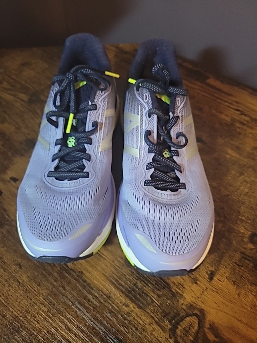 New Balance Geometric Lace Up Athletic Shoes for Women for New Balance Geometric Lace Up Athletic Shoes for Women for