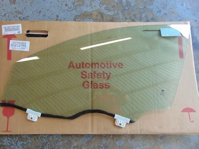 2013-2016 DODGE DART LEFT FRONT DRIVER SIDE DOOR GLASS DD12073GTY - Image 1 of 3