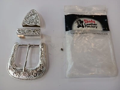 Juego de hebilla de cinturón floral occidental 1-1/2" 1881-02 de Tandy Leather  Foto 1 de 4