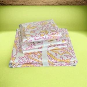Pottery Barn Tea Paisley Comforter/Duvet Cover & 3 Pillow Shams NIP - Picture 1 of 5