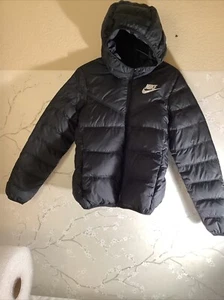 Nike Boys Jacket 2 Sides Xs (8) Really Good Condition - Picture 1 of 9
