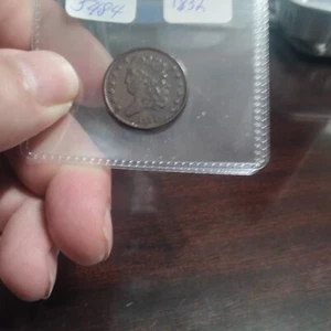 1832 CAPPED BUST HALF CENT - Picture 1 of 2