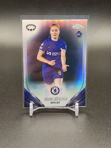 Sjoeke Nusken 2023-24 Topps Chrome UEFA WCL #33 Rookie Refractor - Bild 1 von 2