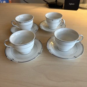 Limoges Coffee Espresso Set of 4 Cups & Saucers Silver Design France - Picture 1 of 13