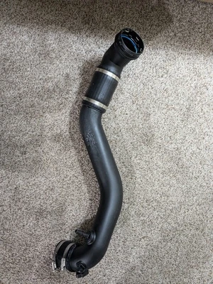 Manguera de salida de tubo Ford F-150 2015-2020 nuevo fabricante de equipos originales número de pieza FL3Z-6F073-A Foto 1 de 4