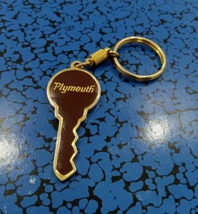  Plymouth Key Ring Keychain Vintage Car Accessory Gold & Brown Metal With Enamel - Picture 1 of 7