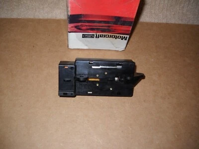 Interruptor de vacío de puerta amortiguador aire acondicionado Crown Victoria Grand Marquis NOS Ford 79-80 LTD Foto 1 de 2