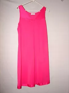 Vintage Vassarette Nightgown Hot Pink gorgeous timeless design size 36 bust gown - Picture 1 of 5