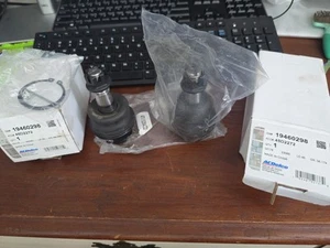 Genuine OEM GM AC Delco Ball Joint 19460298 45D2272 PAIR SET OF 2 FROM DEALER - Picture 1 of 9