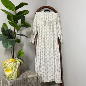 Lanz of Salzburg LARGE White Bear Floral Printed Flannel Long Sleeve Nightgown - Picture 1 of 7