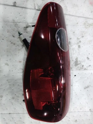 Conjunto de luz trasera derecha usado se adapta a: Chevrolet Colorado 2010 grado derecho A Foto 1 de 4