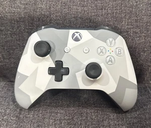 Official Microsoft Xbox One White Camo Controller! ~ Works Great! ~ Authentic! - Picture 1 of 4