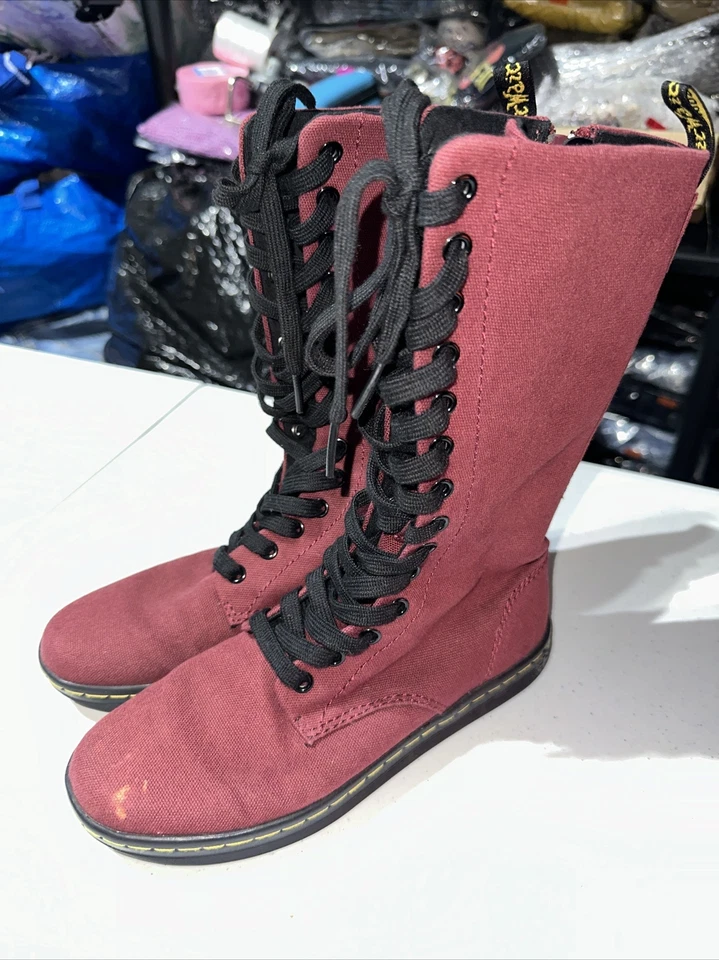 Botas de combate Dr. Martens Battersea para mujer talla 6 granate lona media pantorrilla con cordones  Foto 1 de 4