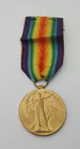 Original British WW1 Victory Medal Pte A Roberts 35252 York & Lancaster Regiment - Picture 1 of 3