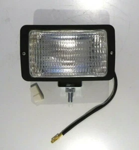 HALOGEN WORK LAMP FOR TRACTOR CABS, SINGLE MOUNTED, NARROW BACK, 6" x 3.5", 12V - Picture 1 of 2