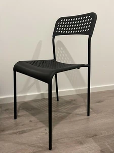 Black Comfortable Chair with Back Rest and As Good as New - Picture 1 of 3