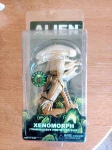 NECA ALIEN CONCEPT BIG CHAP XENOMORPH TRANSLUCENT PROTOTYPE SUIT - Imagen 1 de 3