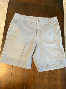 Lululemon Shorts Mens 34 Commission Classic Fit Light Blue Oxford Quick Dry * - Picture 1 of 4