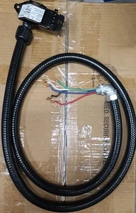 Steelcase Power Feed Model 98669 Base Whip 120V 60Hz 20A Cubicle Power 70in  - Picture 1 of 11