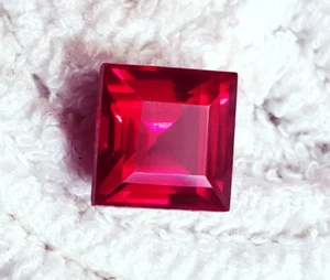 Zertifizierter natürlicher blutroter Rubin atemberaubender 9,65 ct loser Edelstein quadratische Form - Bild 1 von 6
