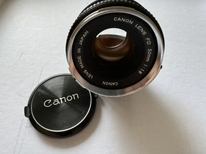 Canon FD 50mm 1.8 Chrom Objektiv Chromenose - Bild 1 von 3