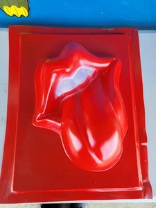 Rolling Stones 70er Jahre Ladenaufsteller Kunststoffform Zunge 22x21. Bilder ansehen - Bild 1 von 9