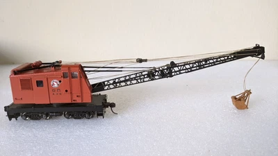 Overland Models Ohio Crane DE300 Painted GN Great Northern #235 HO - Image 1 of 4