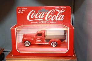 1940s Dodge Plateau Coca-Cola Truck 1/43 Scale Solido Made in France Mint in Box - Picture 1 of 6