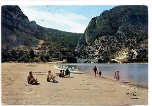 CP 04 ALPES-DE-HAUTE-PROVENCE - Quinson - Le Plan d'eau et la Plage - Picture 1 of 1