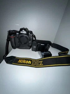 Nikon D2X 12.4MP Digital SLR Camera Body #296 - Picture 1 of 7