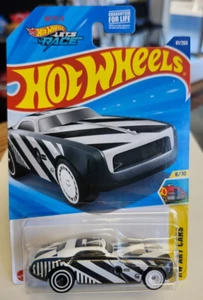 Hot Wheels Super Treasure Hunt HW 2025 autos artísticos #61/250 Hi-Roller II - Imagen 1 de 3