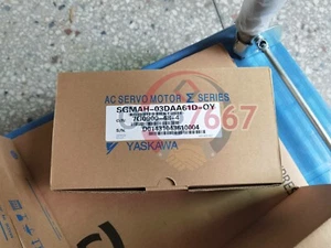 1PC new   Servo Motor SGMAH-03DAA61D-OY #F8 - Picture 1 of 4