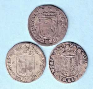 Netherlands - Deventer. 6 Stuivers : 1686 & 1690. Zwolle 6 Stuivers 1650 (?) - Picture 1 of 2