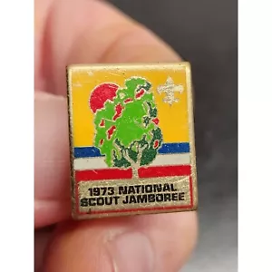 1973 National Scout Jamboree Pin - Un sacco di piccoli graffi - mostra usura - Foto 1 di 4
