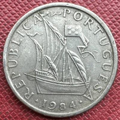 Portugal 1984 Copper-Nickel 5 Escudos. KM# 591 - Image 1 of 2