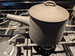 1-6 CUP To The Top 1 Dansk Flamestone Smooth Brown Pot With Lid Casserole VG - Picture 1 of 10