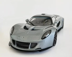 AUTOart 1/18 Hennessey Venom GT Spyder SIGNATURE (silver grey) - Picture 1 of 14