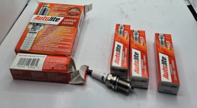 (QTY 4) Autolite Copper Spark Plug 3926 for 1999-2002 Saturn SL1 - Image 1 of 4