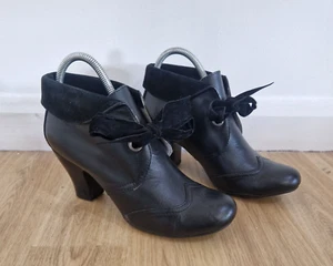 Hush Puppies Black Steampunk Boots Size 6 Lace Up Mid Heel Lonna Shootie Ankle - Picture 1 of 11