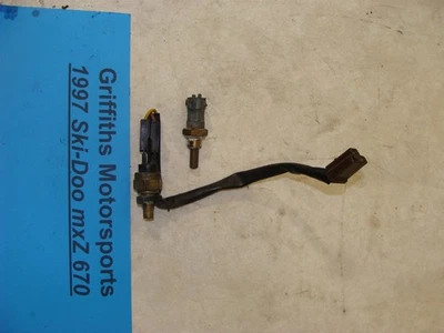Ski-Doo MXZ 670 1997 culata temperatura refrigerante unidad envío sensores conjunto Foto 1 de 4