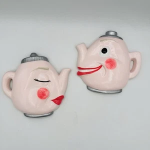 Chalkware Anthropomorphic Kitschy Mr Mrs Teapot Kitchen Retro Style Wall Plaque - Picture 1 of 2