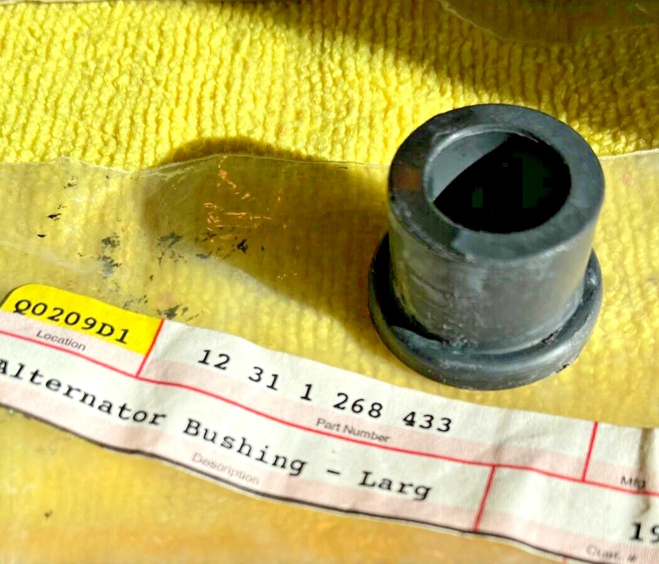 2-Alternator 8mm Lower Mount Bushings for BMW 3, 5, 6, 7 series, L6,7, M3,5,6 Foto 1 de 1