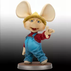 Infinite Statue Topo Gigio 60th Anniversary Limited Edition Life Size Statue... - Imagen 1 de 3