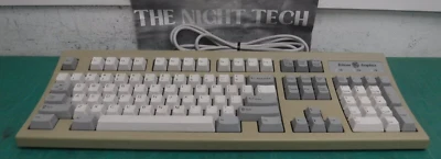 Vintage Silicon Graphics RT6856T PS/2 Keyboard 052-0002-001 - Image 1 of 4