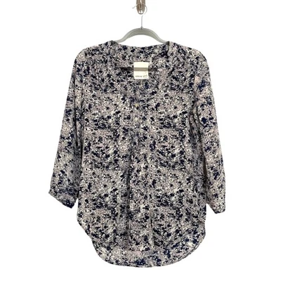 Blusa túnica popover manga 3/4 de seda Amour Vert para mujer talla mediana estampado abstracto Foto 1 de 4