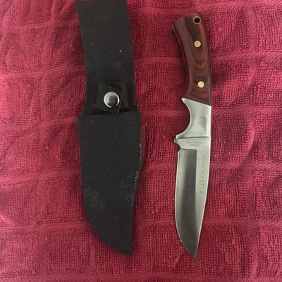 Cuchillo Winchester 9" Caza Hoja Fija Mango Madera con Funda Nylon Coleman Foto 1 de 2