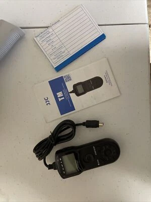 JJC Wired LCD Timer Remote for Olympus E-PL9 E-PL8 E-PL7 E-PL6 E-M10 II E-M5 - Image 1 of 3